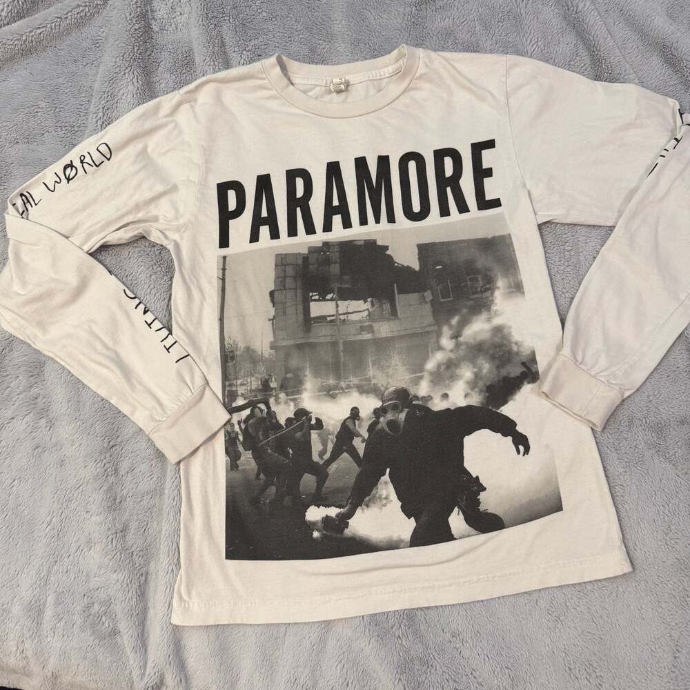 Paramore Living in the Real World Riot Tour Long Sleeve T-Shirt